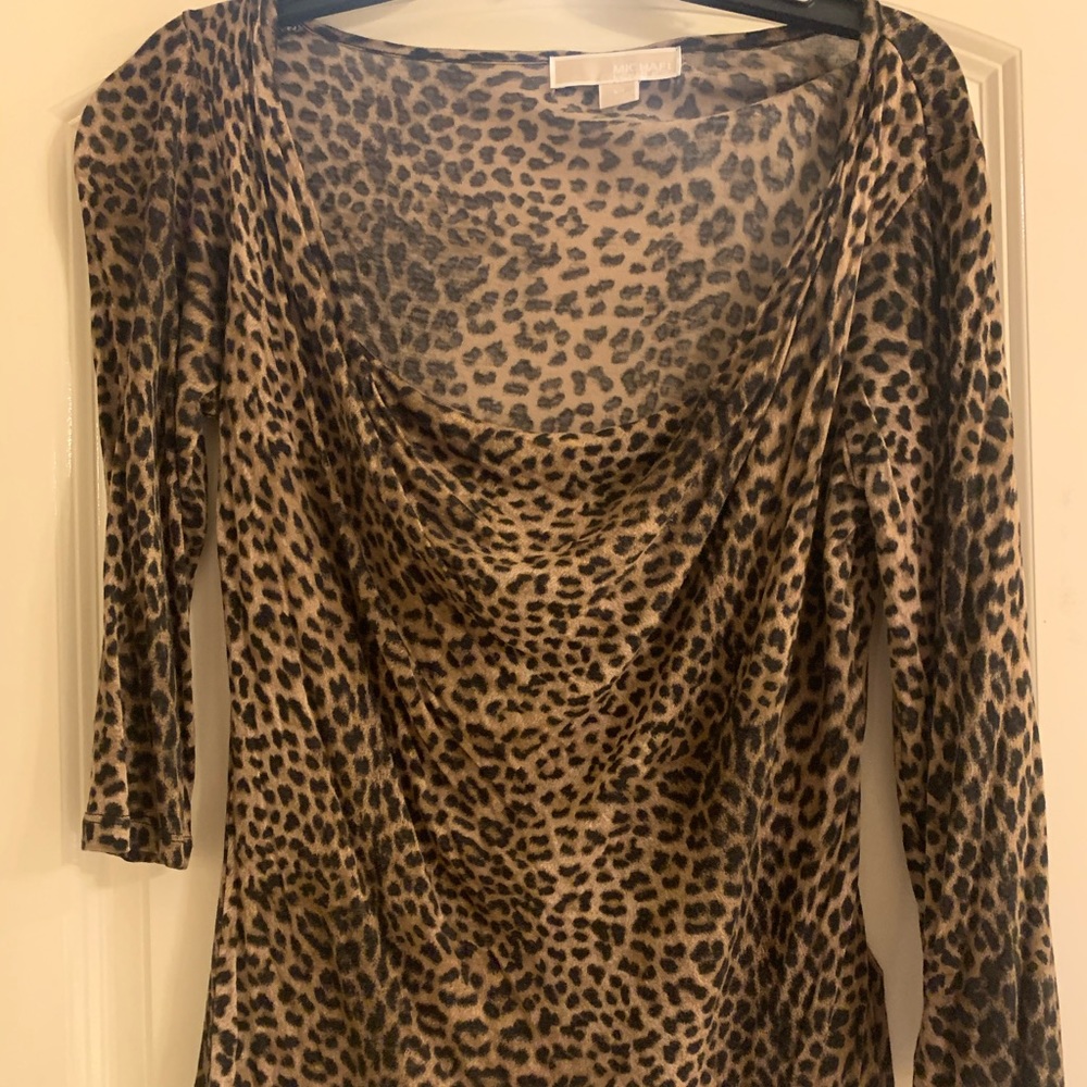 Michael Kors leopard scoop neck shirt - Picture 2 of 3